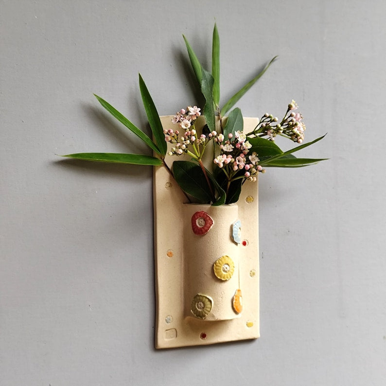 Handmade Stoneware Wall Planter Vase for Air Plants, Indoor/Outdoor, 18.5cm