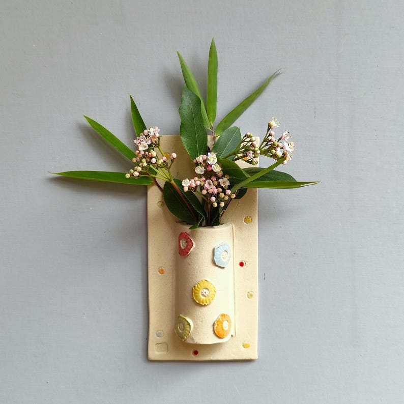 Handmade Stoneware Wall Planter Vase for Air Plants, Indoor/Outdoor, 18.5cm