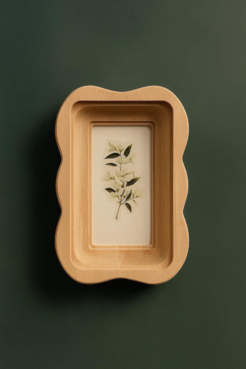 Rectangular Wooden Photo Frame with Original Shape for Wall Décor