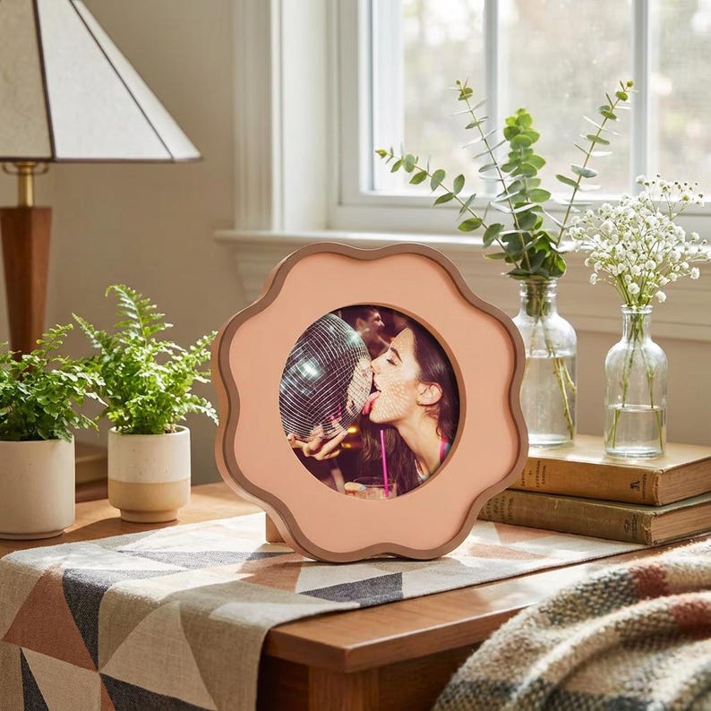 Wooden Picture Frame Set Dual-Tone Rounded-Corner Irregular Frames for Wall Desk