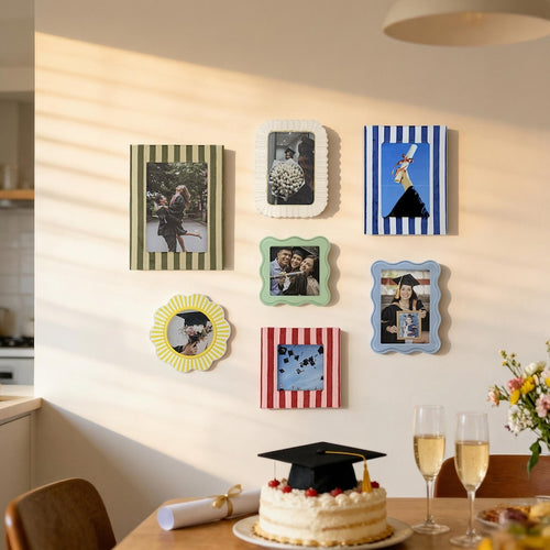 7-piece mixed-style gallery wall frame set, featuring wavy and striped frames.