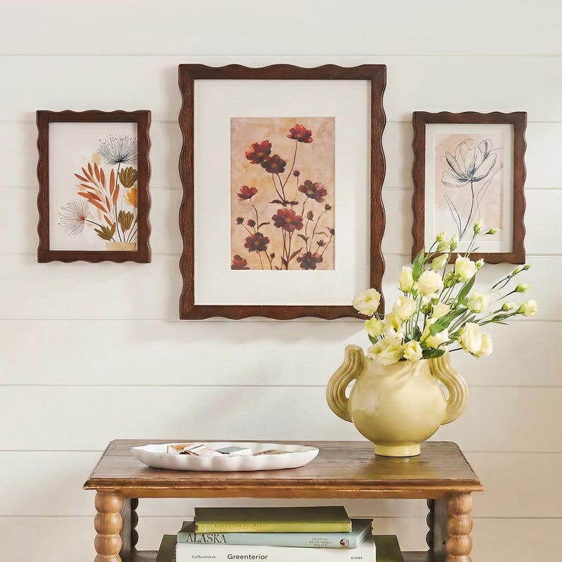 Wavy Wooden Picture Frame Set, Vintage Gallery Wall Frames for Wall or Tabletop Display
