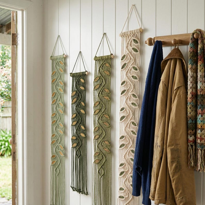 Woven narrow leaf ornament, Bohemian farmhouse style, driftwood material