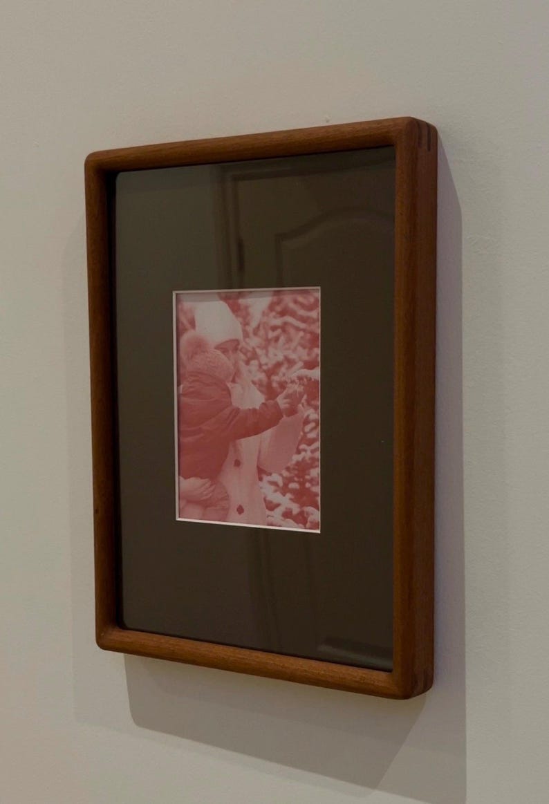 Walnut wood rounded corner picture frame, vintage color framing, suitable for wall hanging or desktop hanging.