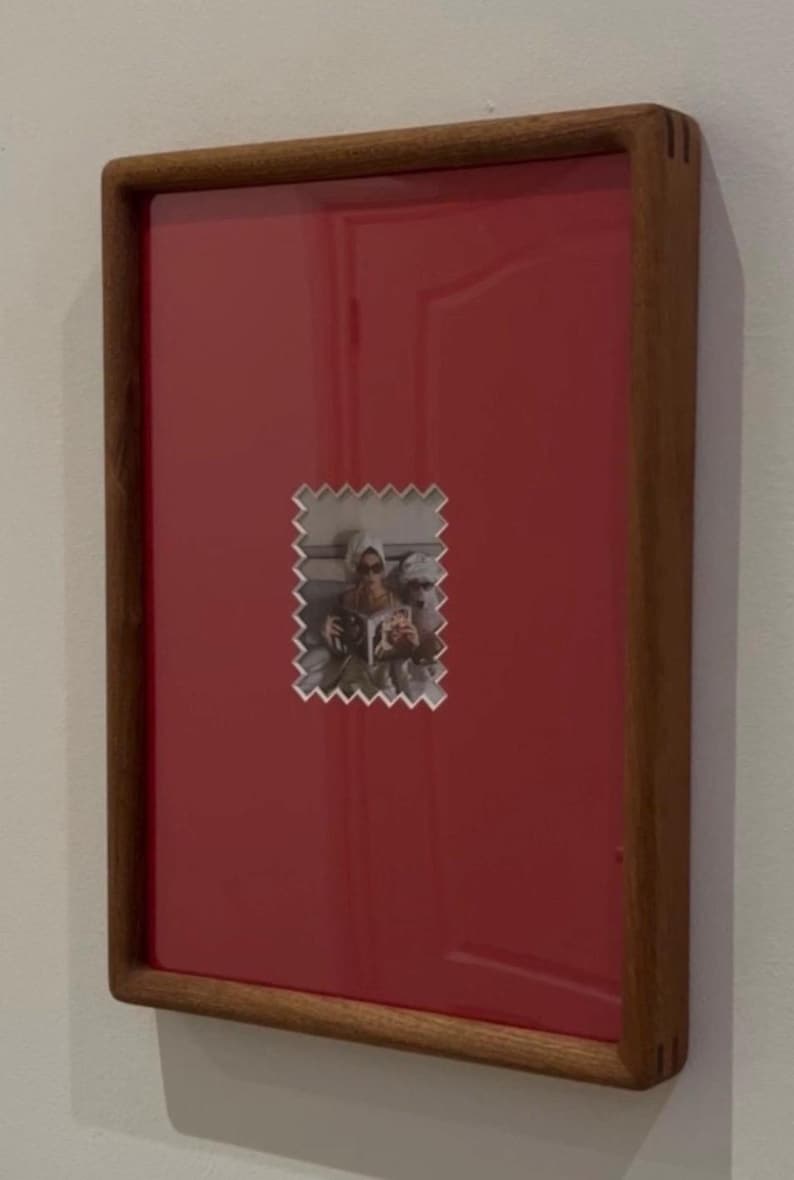 Walnut wood rounded corner picture frame, vintage color framing, suitable for wall hanging or desktop hanging.