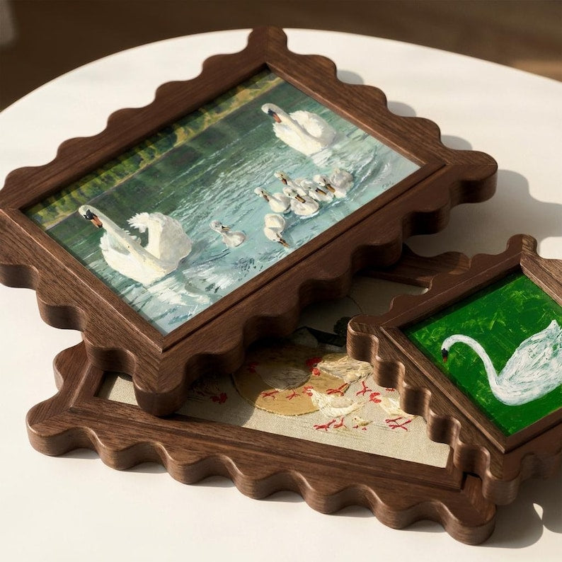Vintage Scalloped Edge Walnut Photo Frame, Farmhouse Gallery Wall & Tabletop Display